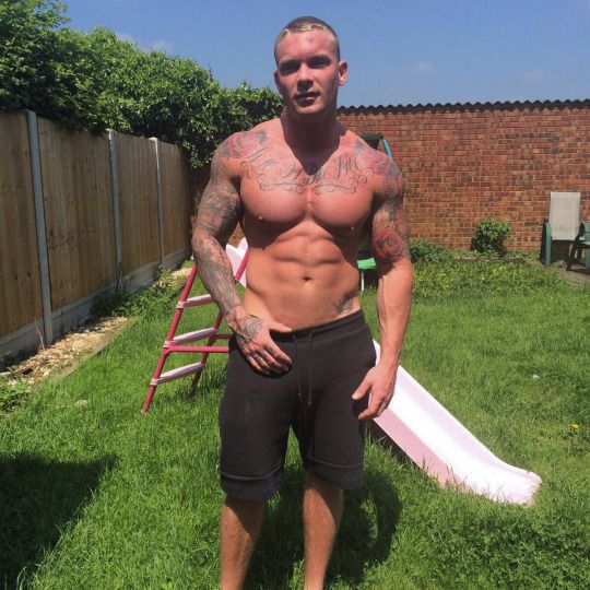 essex Gay men in Lavelle recommend Ftm tranny video