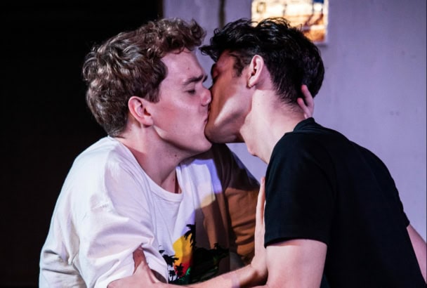 World’s End at the King’s Head Theatre review – ‘culture, class and the war in Kosovo’