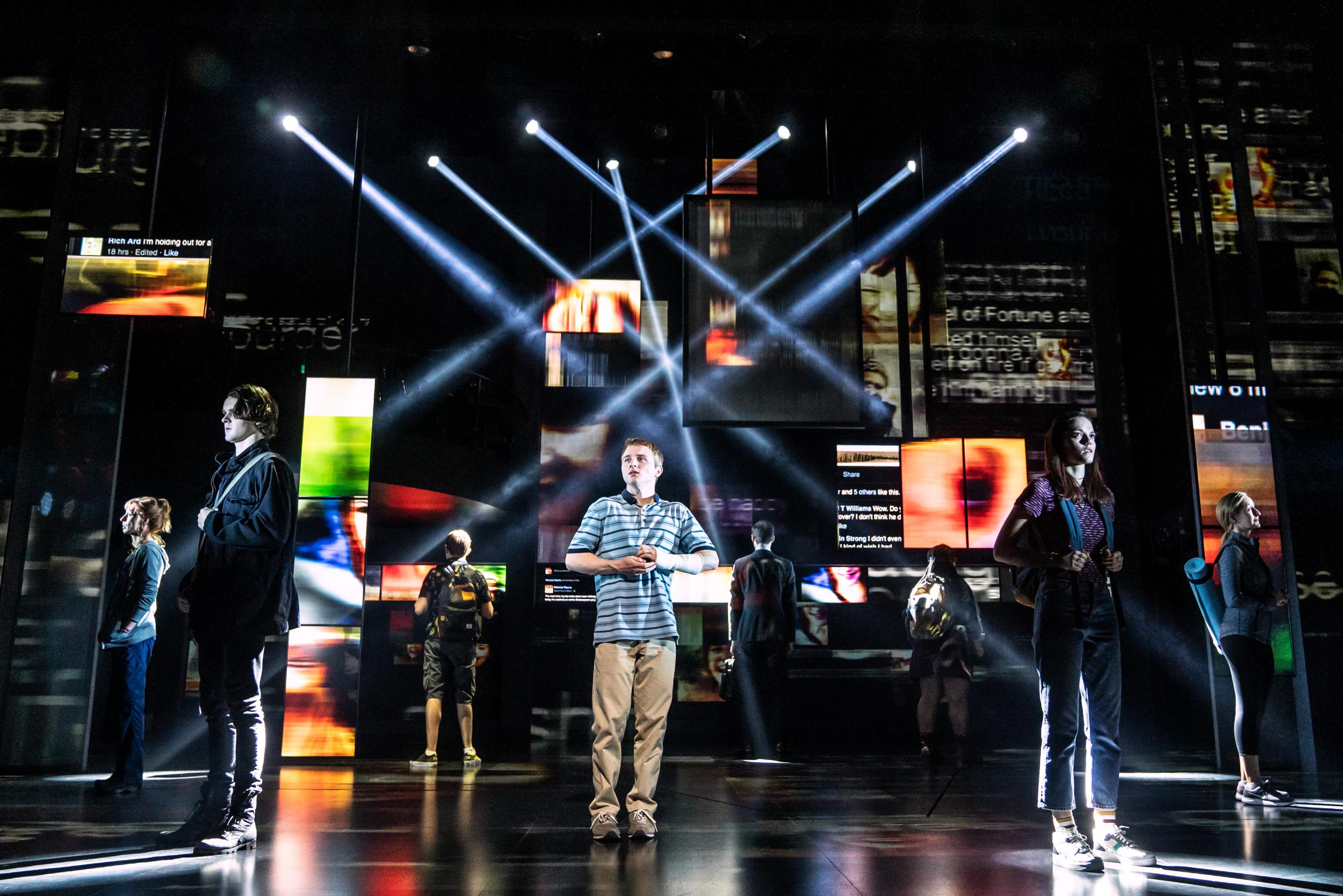 Dear Evan Hansen Review