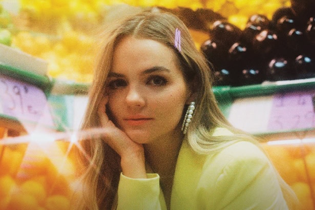 “It’s an exciting time for Pop right now” – Hannah Jane Lewis Is A Good Girl Gone Rad