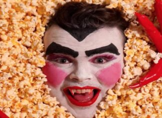 Scaredy Fat is a gay play about being fat at The Pleasance Theatre.