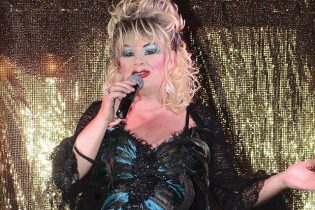 traditional Christmas drag show