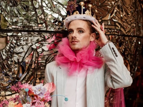 Get hitched in a Glittering Wonderland!