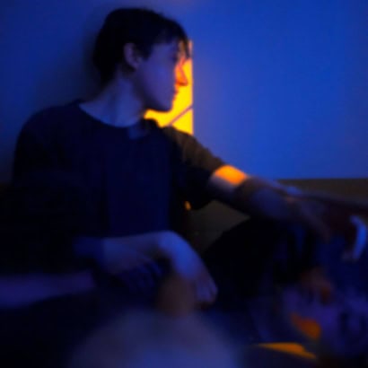 London based, trans non-binary, multidisciplinary artist El Hardwick shares new single ‘Body Memory’