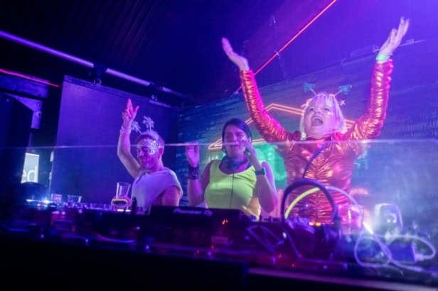 London’s Sober Clubbing Extravaganza is back for Valentine’s Day at Fire.
