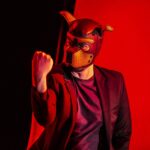 ‘The MP, Aunty Mandy and Me’ at King’s Head Theatre, 15 May – 4 June. The MP Aunty Mandy and Me_Pamela Raith Photography