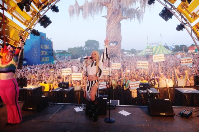 Bimini protest at glasto