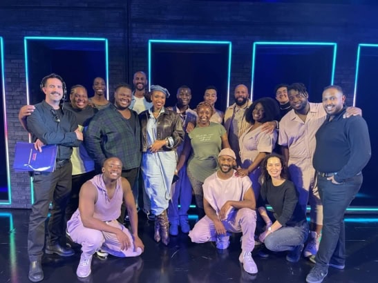 Jennifer Hudson flies into London to see ‘A Strange Loop’.