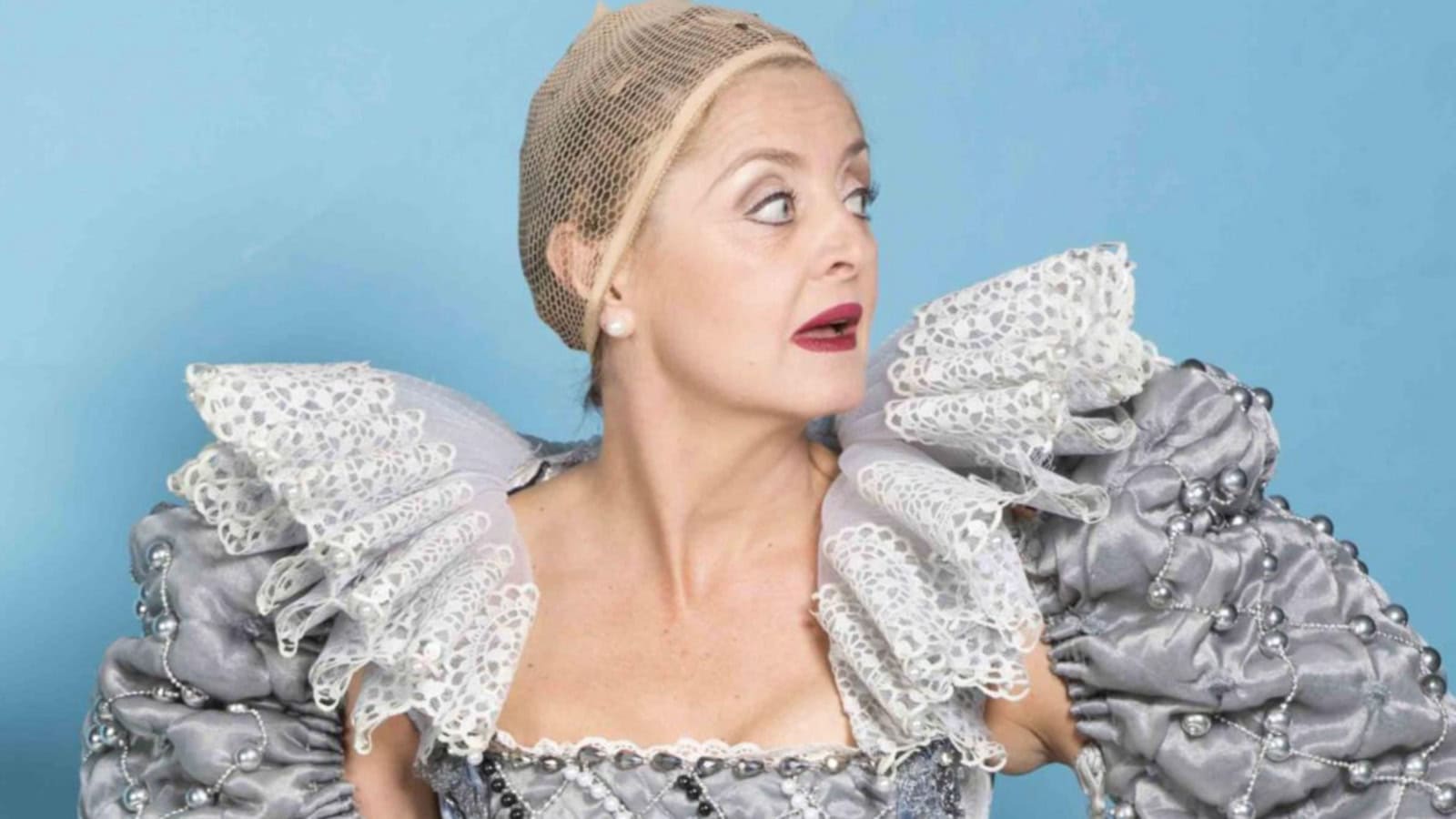 Jeanette Cronin plays Bette Davis in Queen Bette at King's Head Theatre