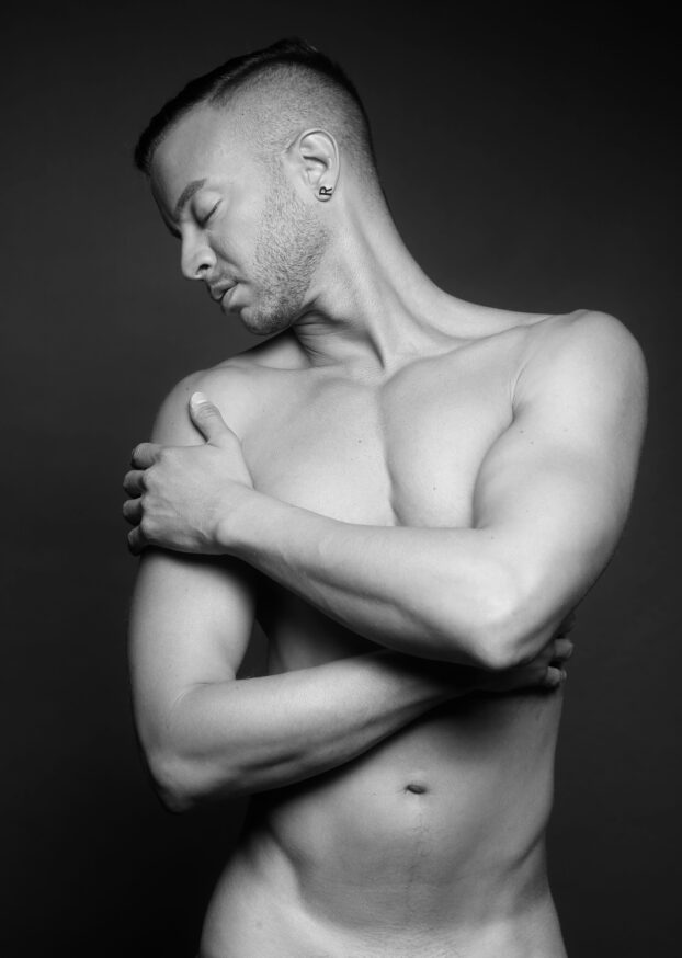 QX interviews Rhian! singer-songwriter. Photo by Ajax X