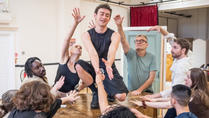 Olly Alexander and Stephen Fry in The Importance of Being Earnest at the National Theatre to 10 January 2026