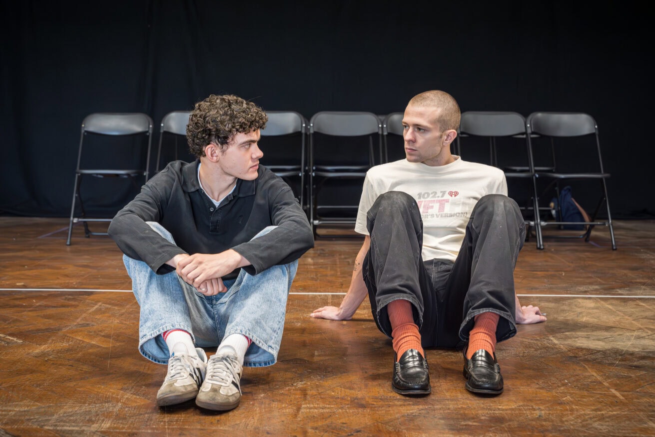 Fans of Heartstopper's Joe Locke get a behind-the-scenes treat