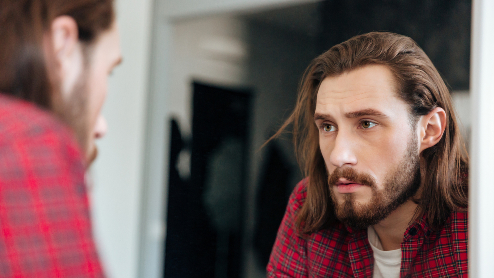 Your Attachment Style, How It’s Affecting Your Love Life & What To Do About It