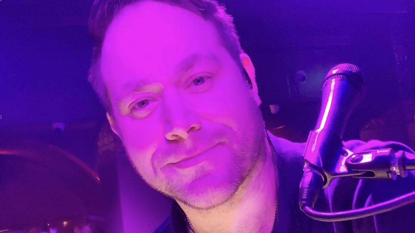 Players Bar Singalong in the West End of London.