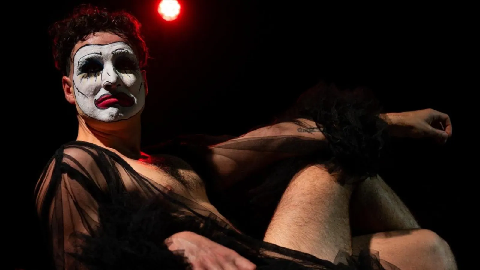 Kinder: Writer and Performer Ryan Stewart Invokes History in a Chilling Warning About the Danger of Complacency